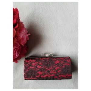 Lace evening clutch